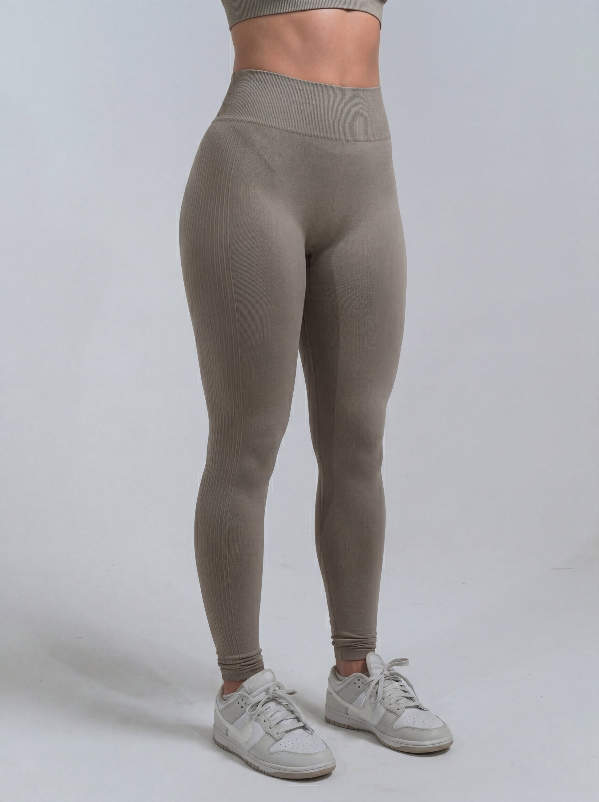 YAA Aura Legging - Grey