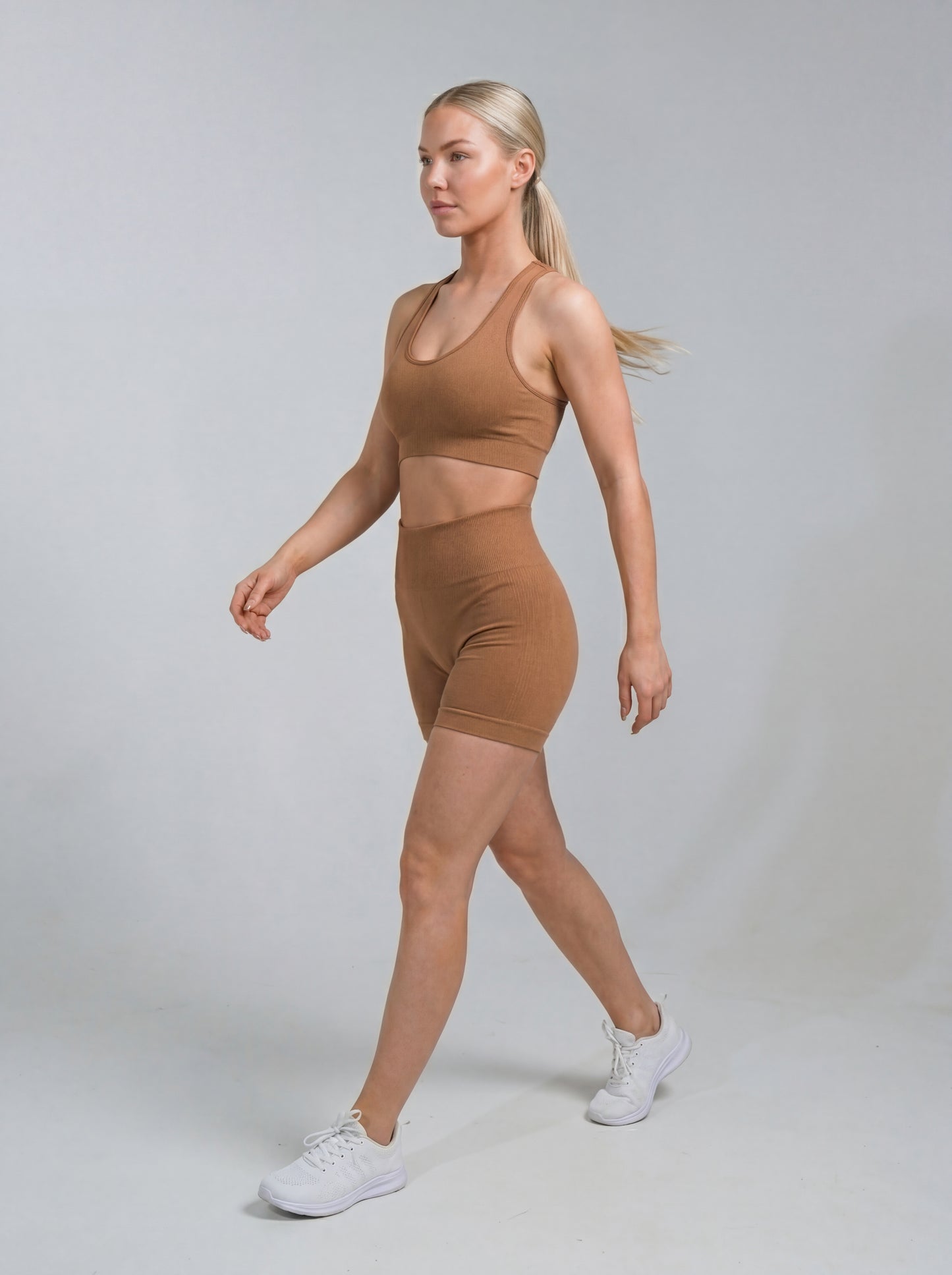 YAA Sol Sculpt Set - Camel Brown