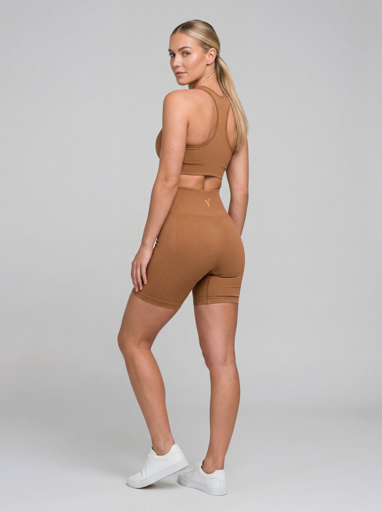 YAA Sol Sculpt Set - Camel Brown